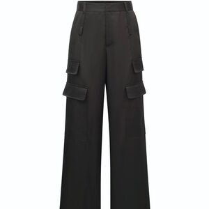 NOLI MILAN SATIN CARGO PANT - BLACK
Regular price
$ 178.00